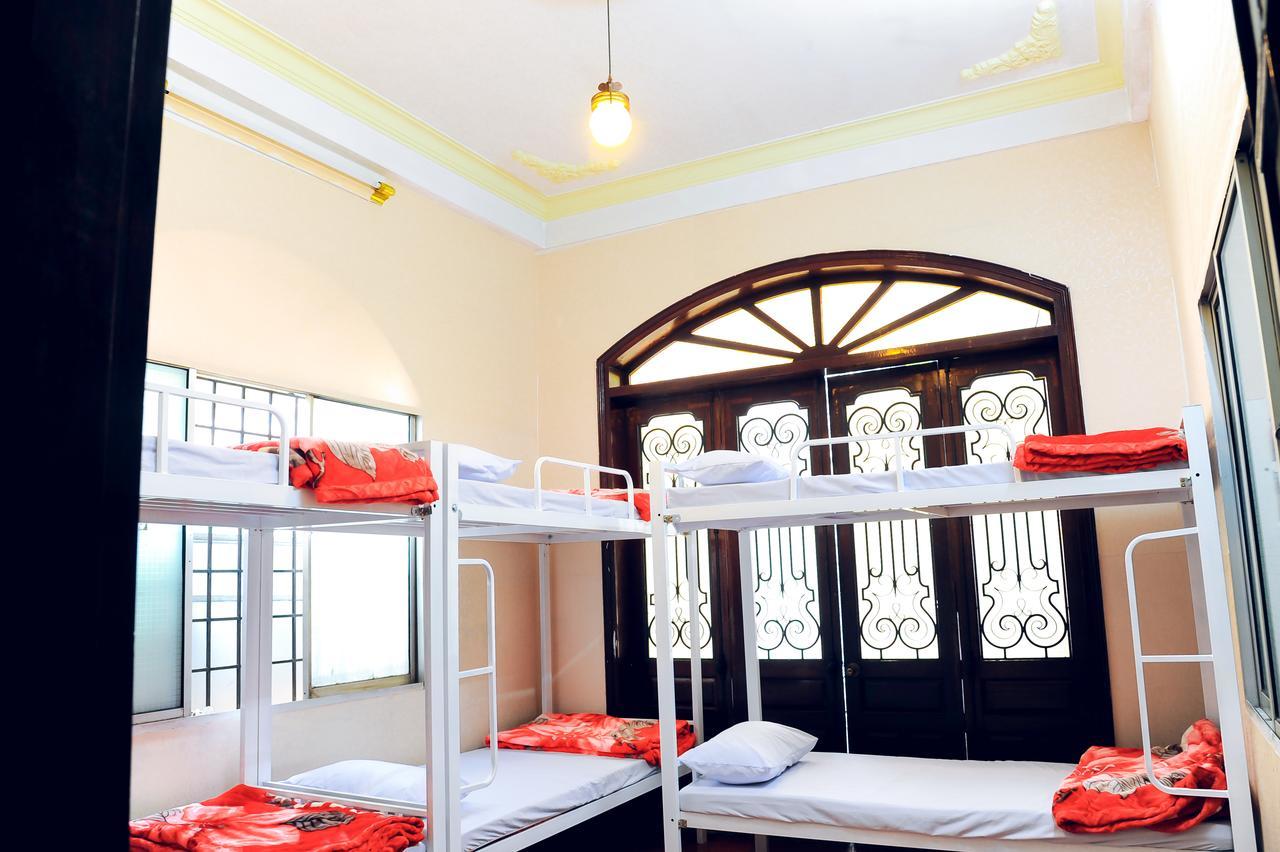 Queen Homestay Hué Extérieur photo