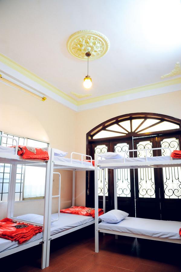 Queen Homestay Hué Extérieur photo